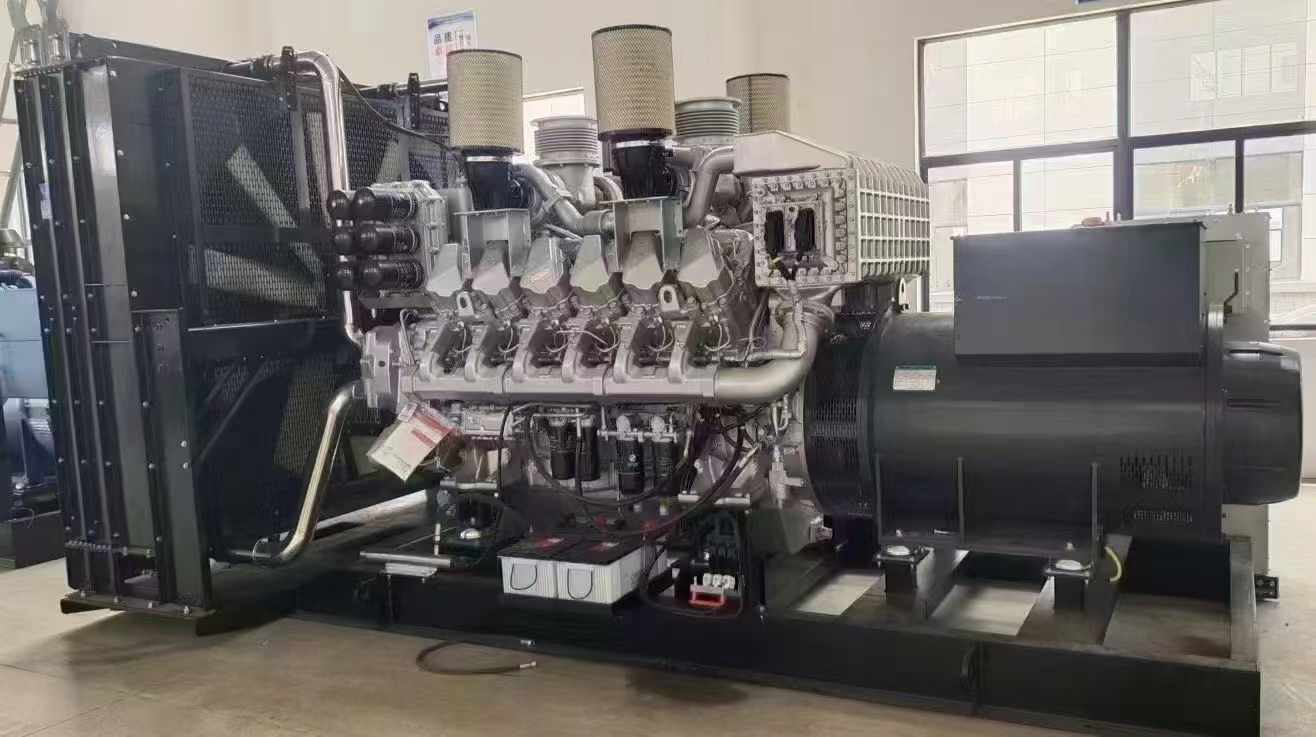 察哈尔右翼中800KW柴油发电机组可以带动多少kw的设备？